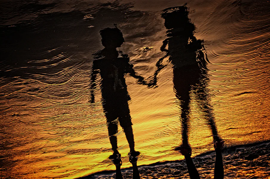 Atmosphere / concept — photograph by Asaf Amran